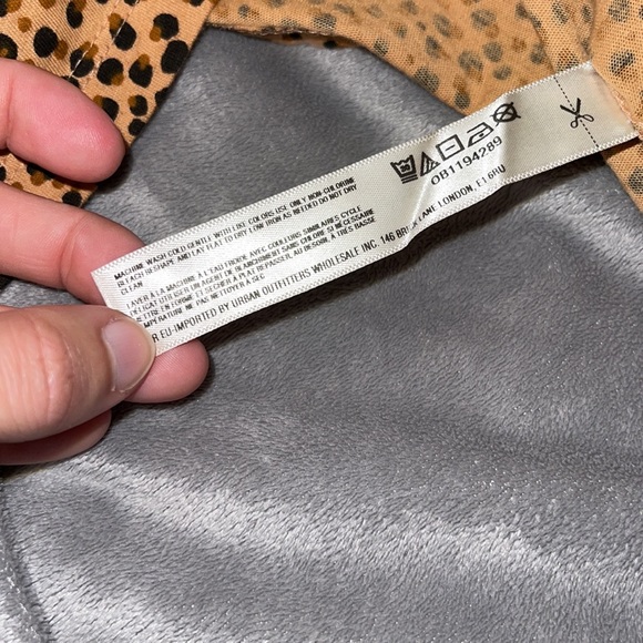 Anthropologie // Merci Spotted Graphic Tee NWOT🌛 - Picture 10 of 12